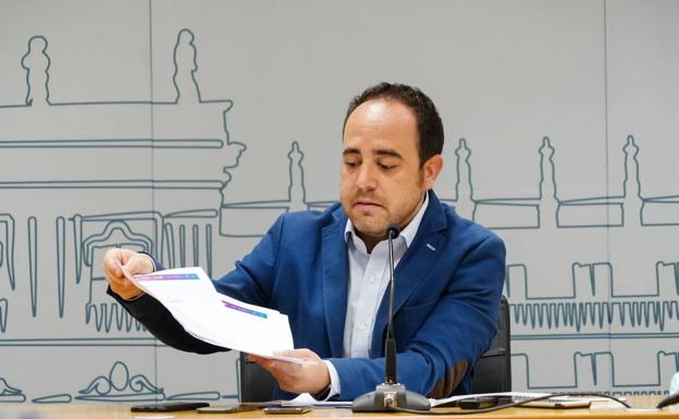 El edil de Juventud de Salamanca, Dani Llanos, tendrá que pagar 1.440 euros de multa y estará 8 meses sin carné de conducir