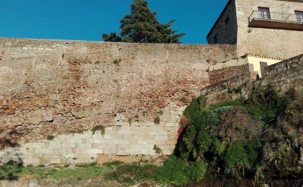 El Ministerio de Cultura licita la restauración del entorno de la Puerta de la Colada de Ciudad Rodrigo