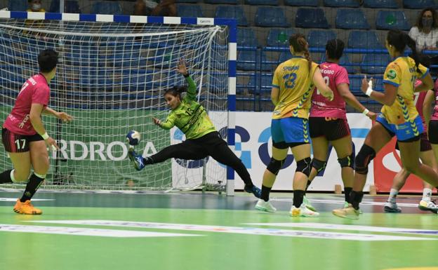 La defensa y Lulu llevan al Aula a semifinales de la Copa de la Reina