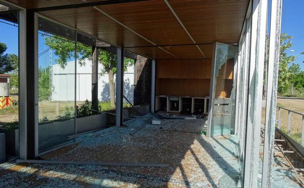 El nido de Pingüinos suma nuevos robos y destrozos ante la falta de vigilancia