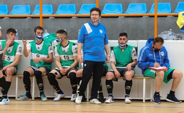 El FS Salamanca Unionistas cierra la temporada con un empate ante el Cistierna en el adiós de Tomás de Dios (5-5)