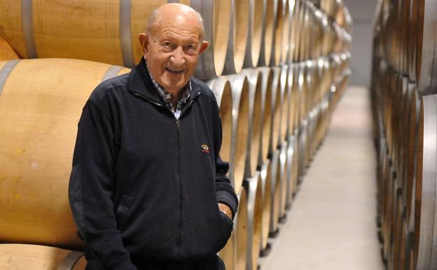 Fallece Alejandro Fernández, el mítico bodeguero de Pesquera a los 88 años