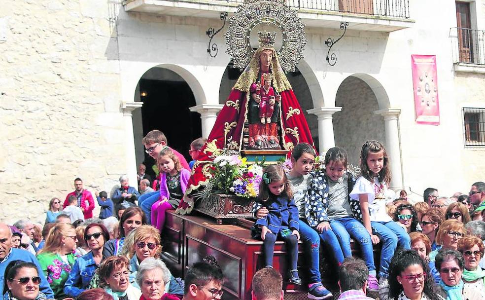 El niño pastor que encontró a la Virgen