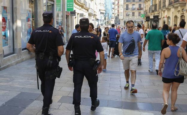 Detenida en Salamanca por resistencia y desobediencia a la autoridad tras agredir a una mujer en la calle