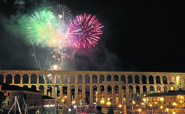 Cultura mantiene la suspensión total de las fiestas pese a la mejoría sanitaria