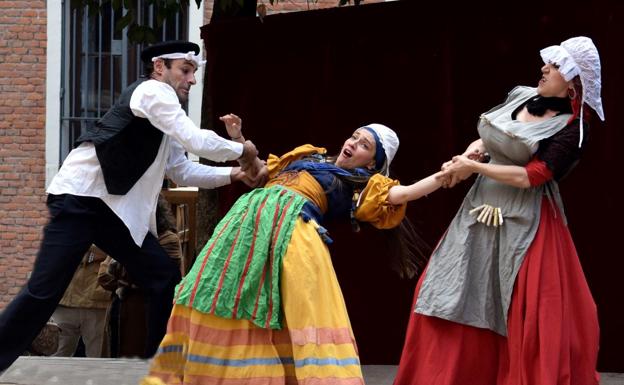 La Feria del Libro de Valladolid contará con representaciones teatrales en torno a Cervantes y Delibes