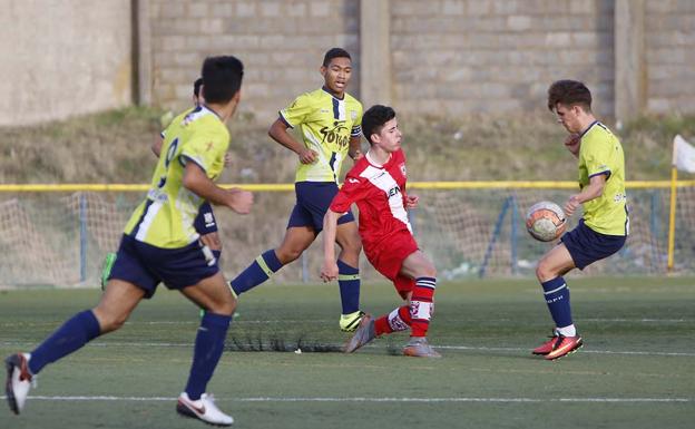 El Ayuntamiento destinará 657.100 euros al año hasta 2023 para fomentar la práctica deportiva