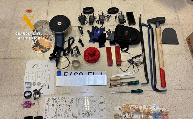 Desarticulado un grupo especializado al que se le atribuyen robos en estancos de Salamanca, Zamora y Cáceres
