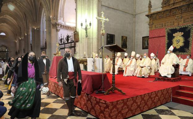 La eucaristía con el Nuncio del Papa abre las celebraciones por los 700 años de la Catedral