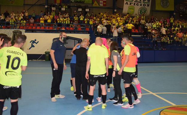 El Deporcyl Guardo pierde ante el Imperial y se despide del 'play off'