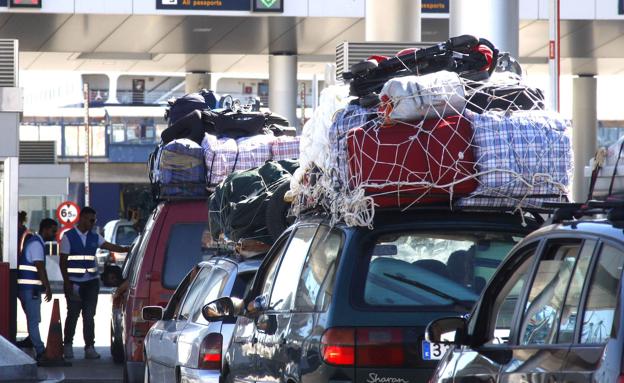 Las gasolineras de Castilla y León auguran pérdidas «millonarias» por la suspensión del Paso del Estrecho