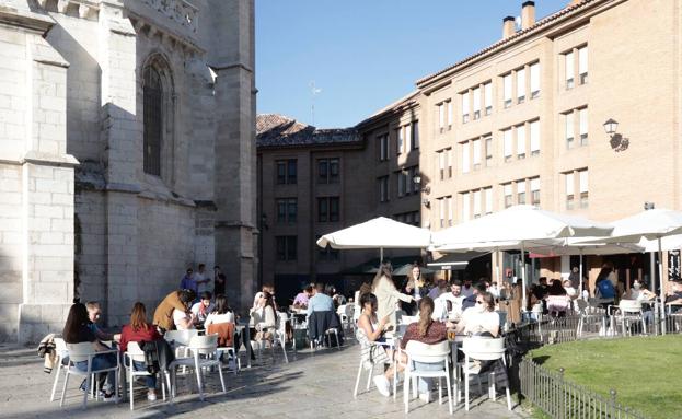 Los hosteleros de Valladolid califican de «desafiante» la posición de Darias