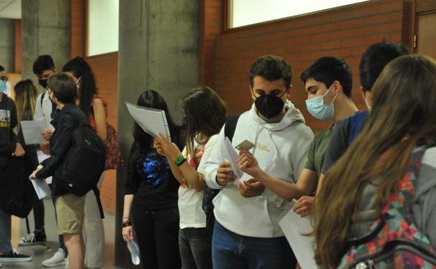 El futuro de más de 11.000 alumnos de Castilla y León, a examen