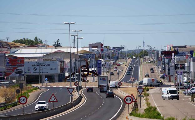 Transportes cede la titularidad de un tramo de la carretera N-620A al Ayuntamiento de Villares de la Reina