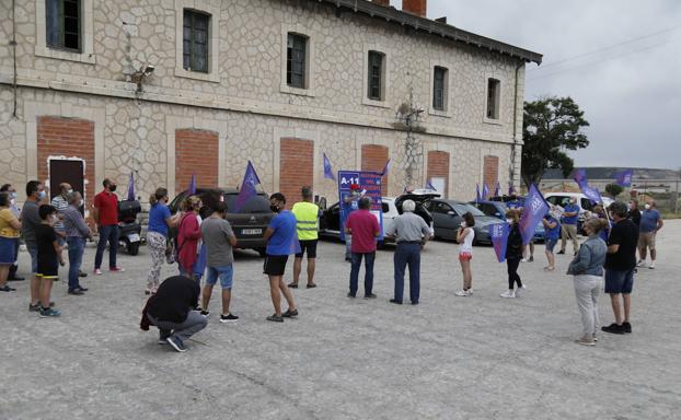 Nueva auto-concentración en Peñafiel por la construcción de la Autovía del Duero