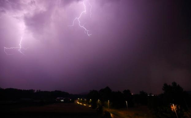 El norte de Castilla y León, en alerta por tormentas acompañadas de granizo y viento