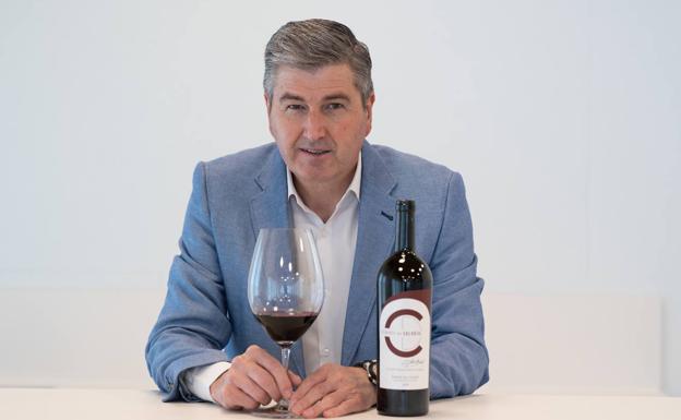 José Manuel Pérez Ovejas lanza su primer vino en solitario en la Ribera del Duero, Dominio de Calogía