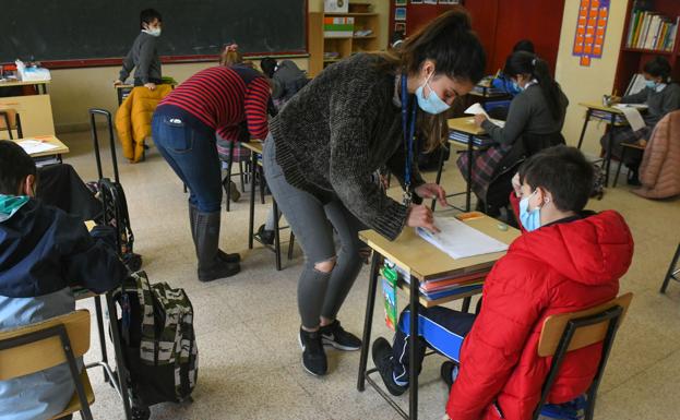Los profesores, pendientes de la continuidad de las 1.350 plazas de refuerzo creadas por la covid