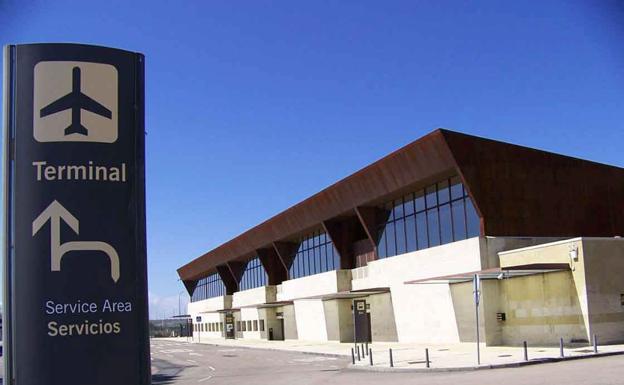Los aeropuertos de CyL ganaron pasajeros en mayo respecto a 2020, pero perdieron en comparación con 2019