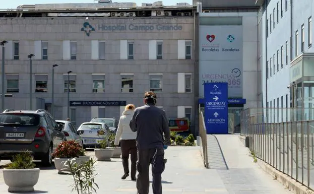 Investigan a un trabajador del Hospital Campo Grande de Valladolid que colocó un móvil en el aseo femenino