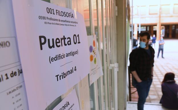 15.800 aspirantes a profesores de instituto se examinan en Castilla y León tras el parón por la covid