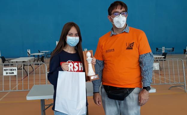 La salmantina Lucía Sánchez, campeona autonómica sub-18 de ajedrez