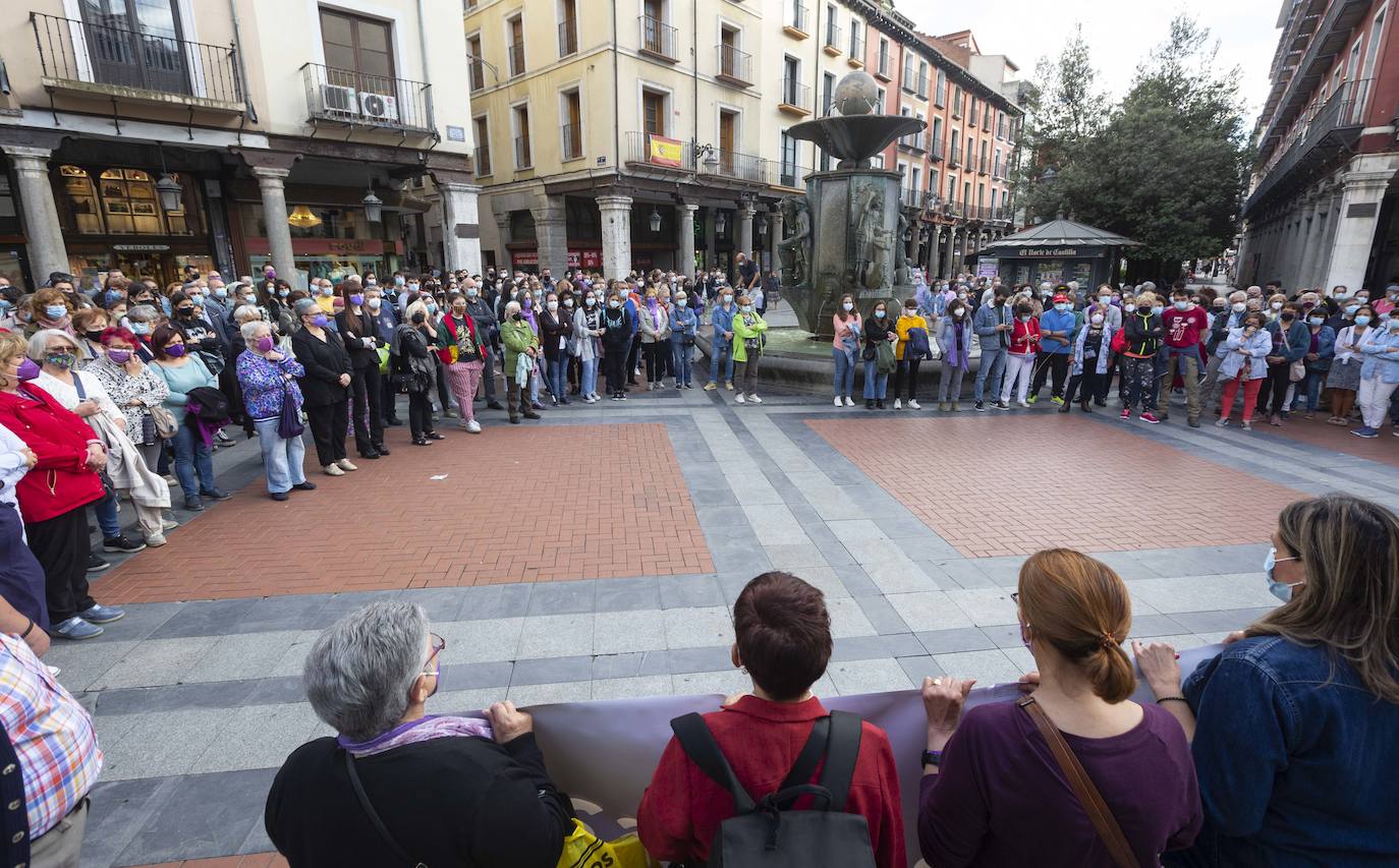 Concentración en Fuente Dorada por el asesinato machista de una mujer en Valladolid