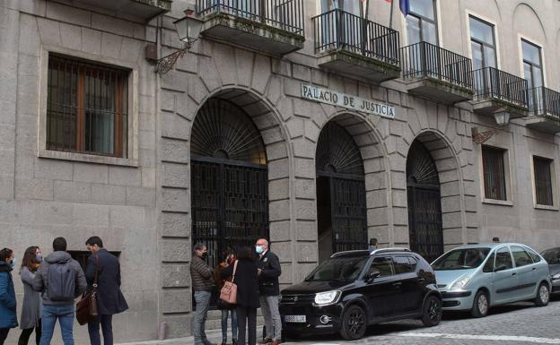 Dos condenados en Segovia por tráfico de droga quedan absueltos de pertenencia a grupo criminal