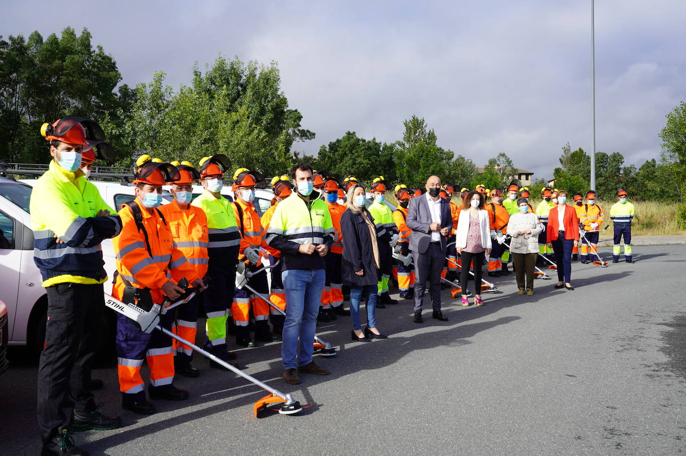 La Diputación contrata a una treintena de personas para trabajos forestales