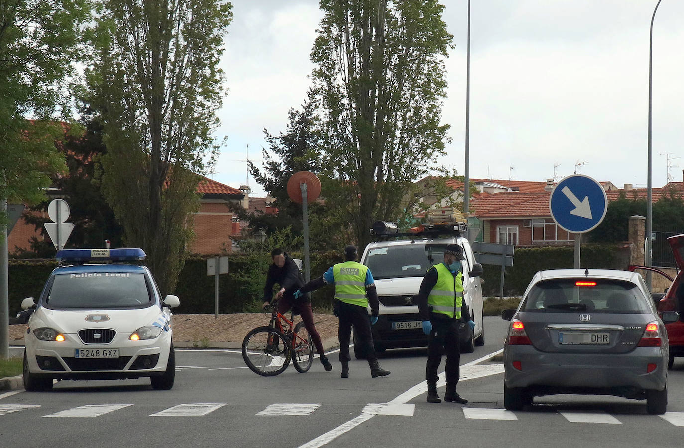 La Policía Local multa a un ciclista en Segovia por montar en bici bajo los efectos del alcohol