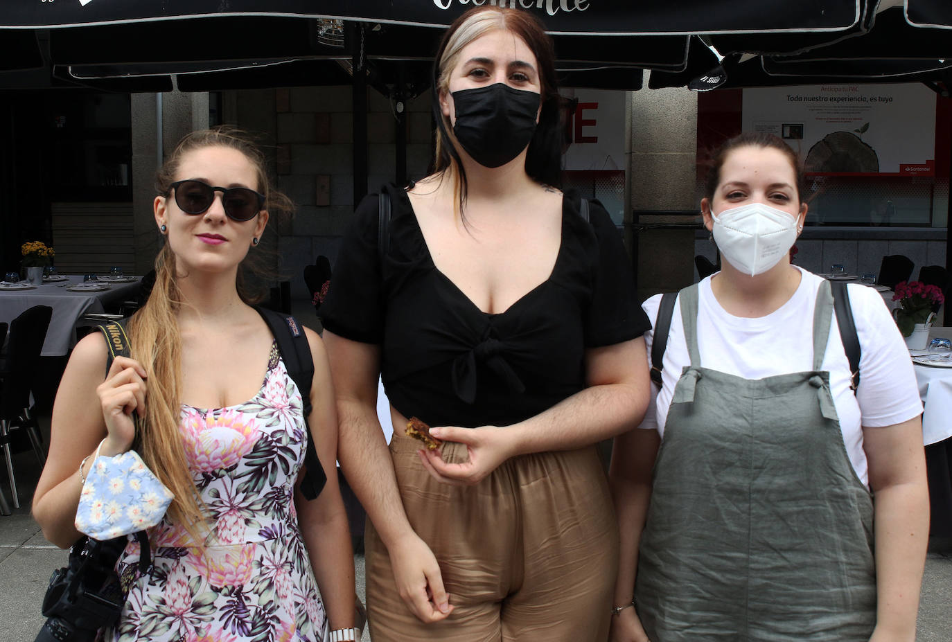 Primer día tras trece meses sin la obligación de llevar la mascarilla por la calle