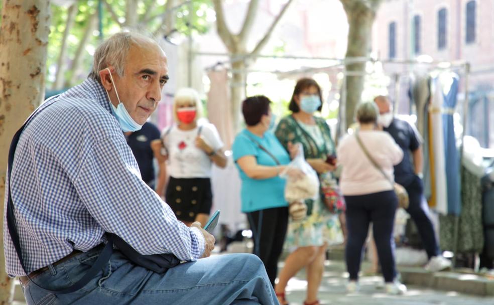 Los vallisoletanos vuelven a verse las caras en la calle