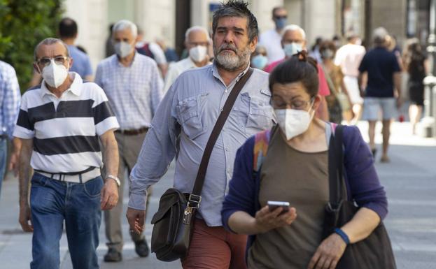 Castilla y León se aleja de la nueva normalidad tras doblar los casos de covid en siete días