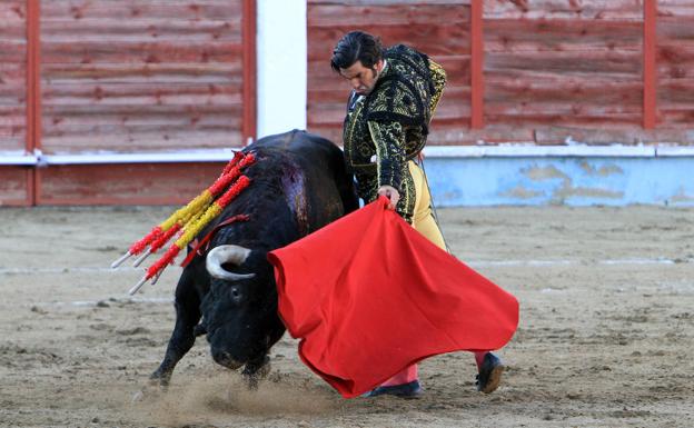 Joaquín Galdós corta cuatro orejas en una gran tarde de toros por San Pedro