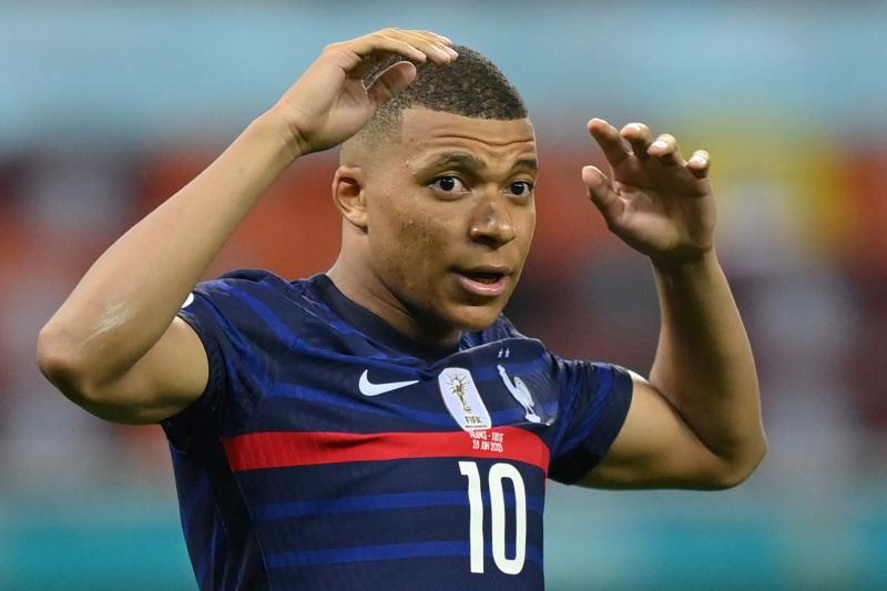 Mbappé, símbolo de la aburguesada y desolada Francia