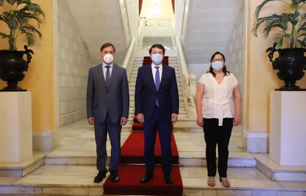 Mañueco destaca la apuesta de la Junta por la economía verde como generadora de nuevos empleos de alta cualificación