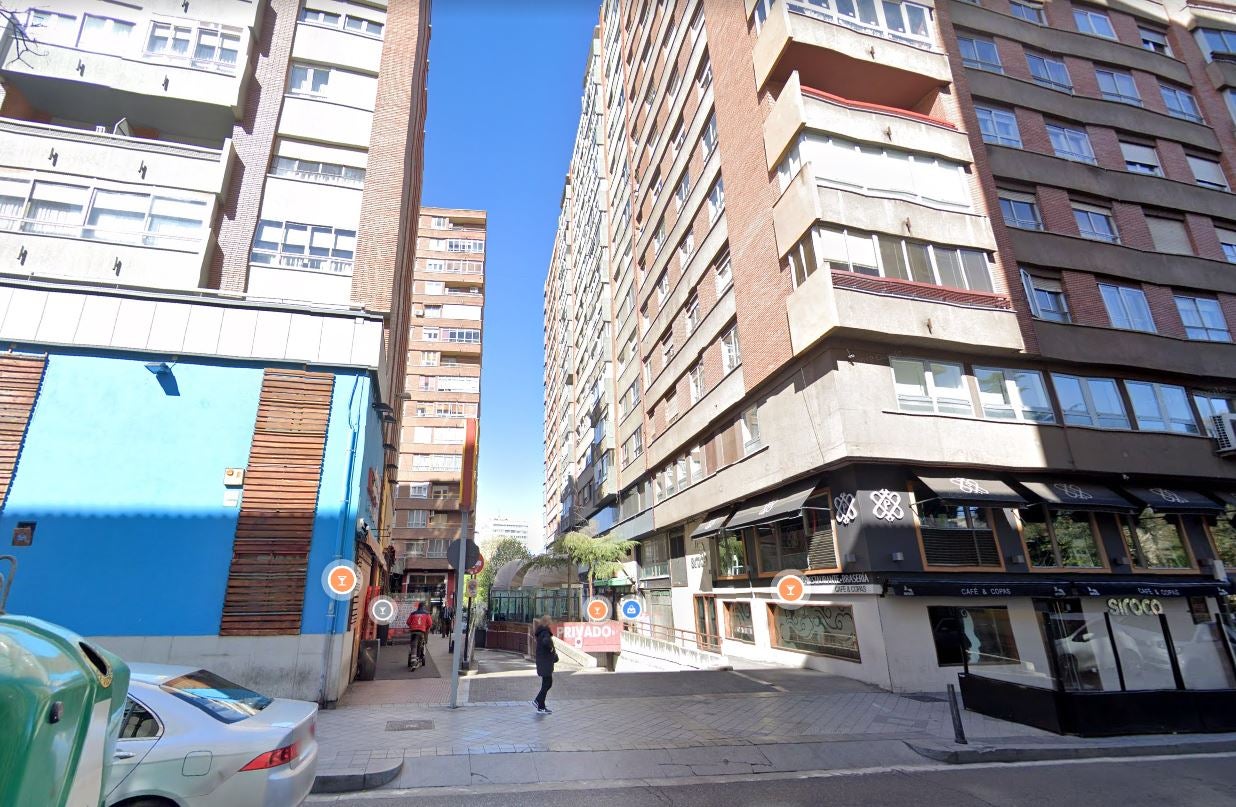 Desalojan dos locales de copas de la zona de San Lorenzo en Valladolid por exceso de aforo y clientes sin mascarilla