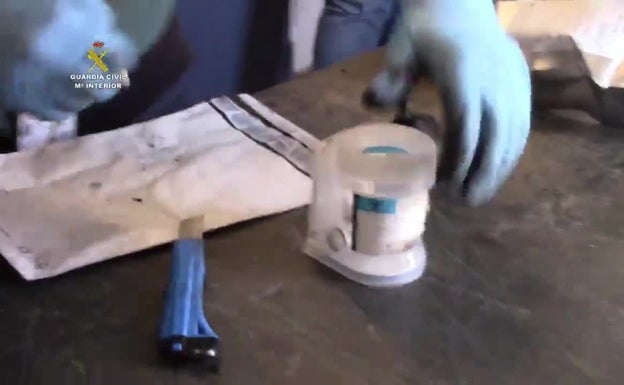 Cae banda que introducía en Madrid piezas de coches fabricadas con 'cocaína negra'