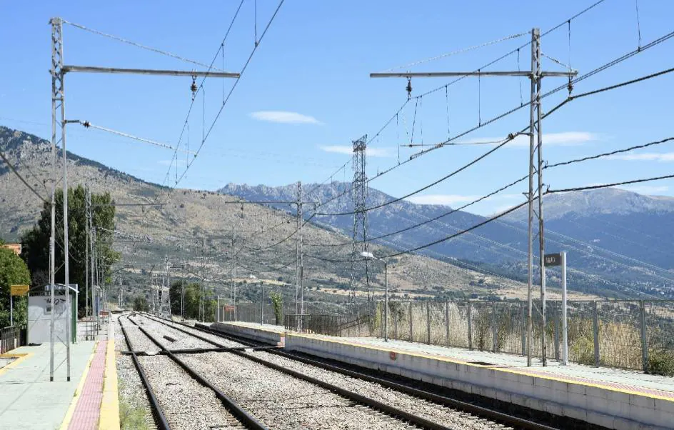Adif adjudica la instalación de las protecciones de la catenaria en el tramo Cercedilla-Segovia