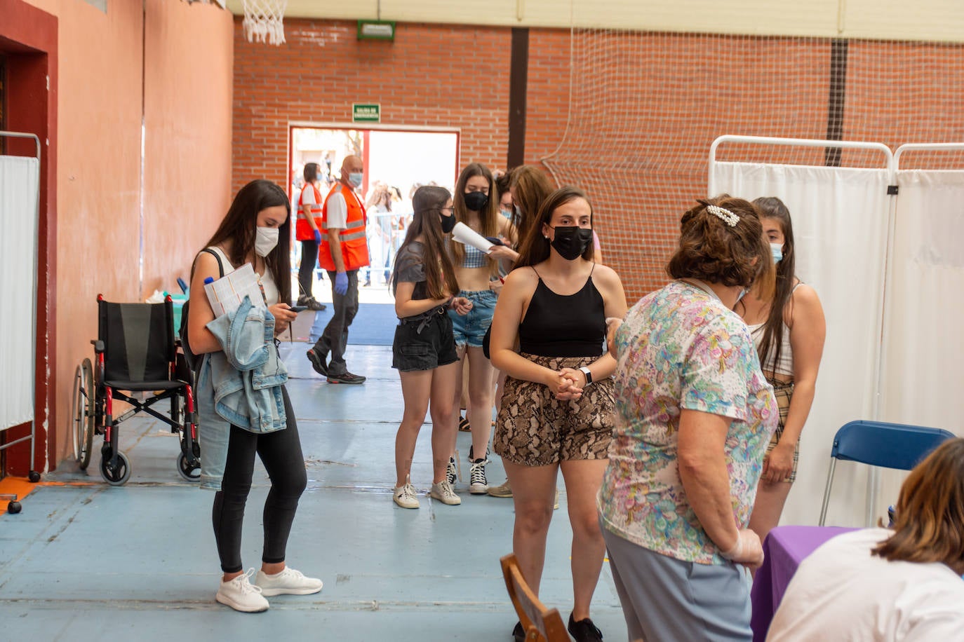 Los futuros Erasmus de la UVA se vacunan en Palencia