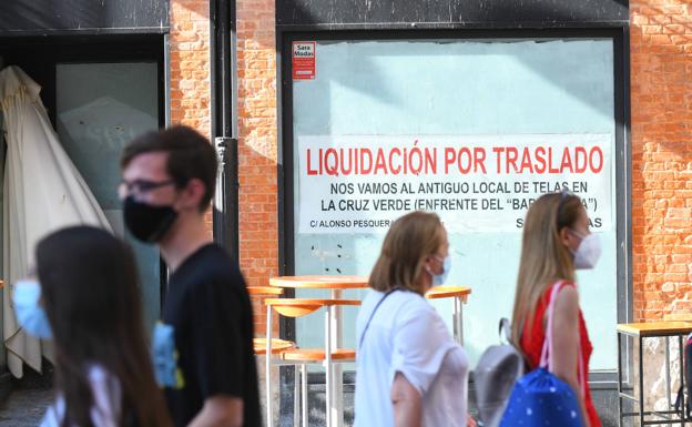 El Ayuntamiento adquirirá en 2022 locales comerciales y de servicios vacíos para ofrecerlos en alquiler