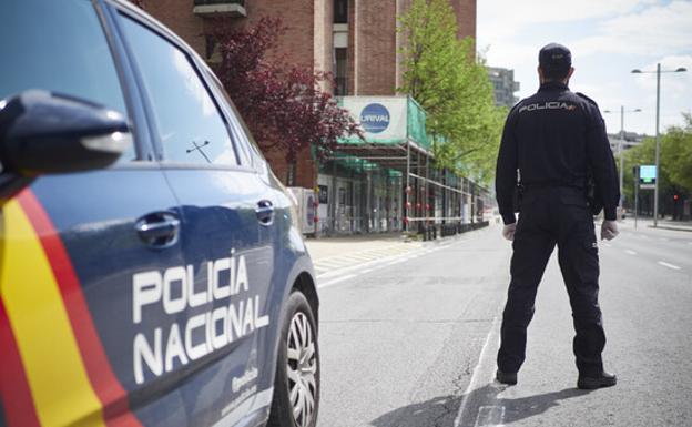 Desarticulada una red criminal que estafó más de 30 millones