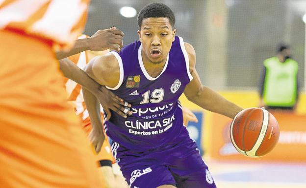 Melwin Pantzar jugará un año más en el Real Valladolid Baloncesto