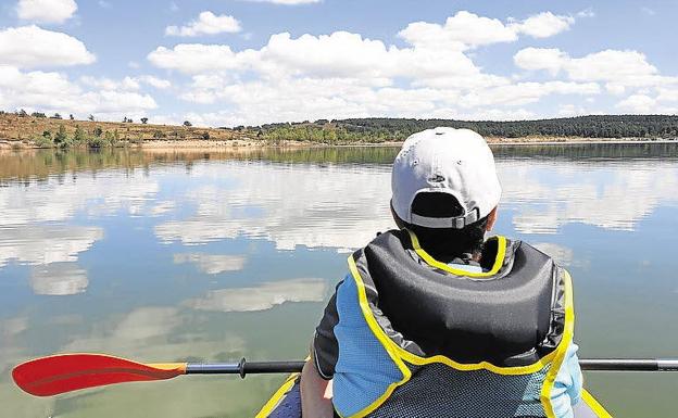 Cinco planes para practicar kayak o canoa sin salir de Castilla y León