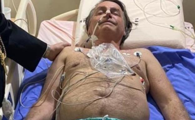 Bolsonaro, hospitalizado por un fuerte ataque de hipo