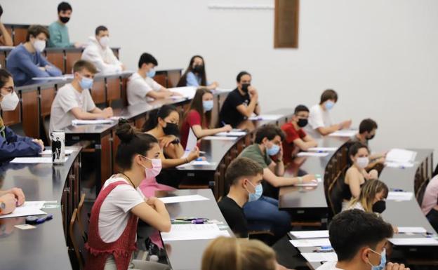 El 86,7% de los estudiantes de Salamanca aprueba la EBAU en la convocatoria extraordinaria de julio