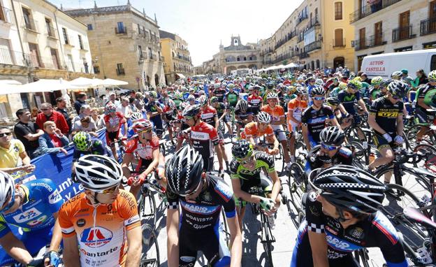 La 35ª Vuelta a Castilla y León contará con 4 equipos UCI World Tour, 7 UCI Pro Team y 5 UCI Continental