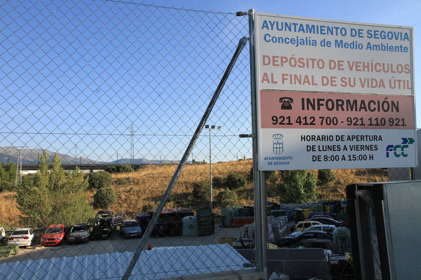 El Ayuntamiento de Segovia registró 57 vehículos abandonados en 2020 y 15 fueron destruidos