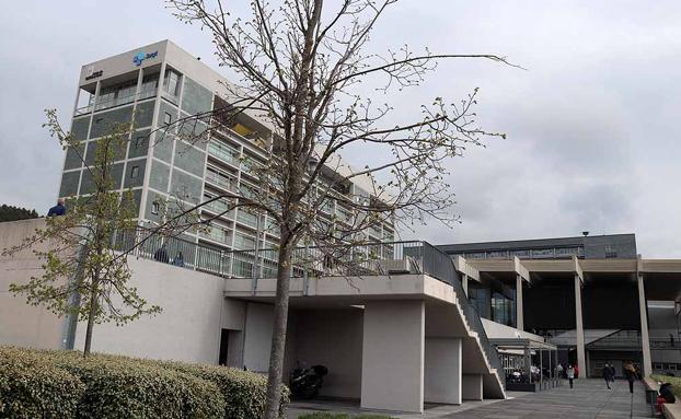 El Hospital de Burgos se queda con ocho quirófanos y prepara una quinta planta para pacientes covid