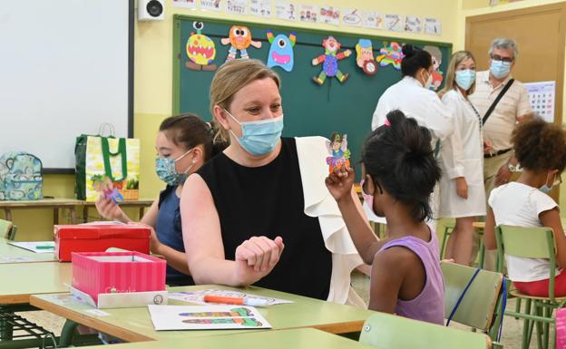 Las familias salmantinas podrán adquirir 750 euros por cada hijo de 0 a 3 años a través de una ayuda a la conciliación